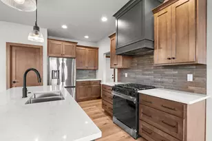 338 Rawley Ct, Two Rivers, WI 54241 - Photo 8