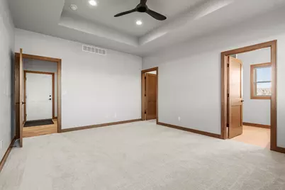 338  Rawley Ct, Two Rivers, WI 54241 - Photo 14