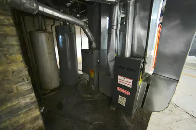 2521 N 51st St, Milwaukee, WI 53210 - Photo 12