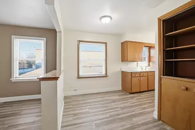 3148 S 77th St, Milwaukee, WI 53219 - Photo 10