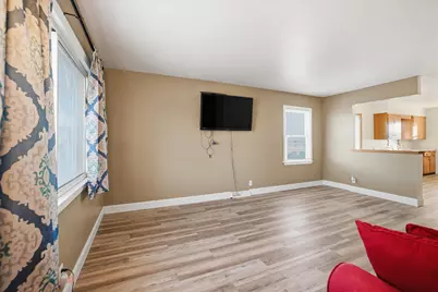 3148 S 77th St, Milwaukee, WI 53219 - Photo 6