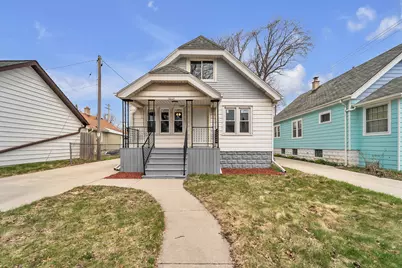 6824 W Hayes Ave, West Allis, WI 53219 - Photo 2