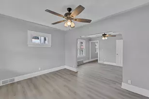 6824 W Hayes Ave, West Allis, WI 53219 - Photo 4