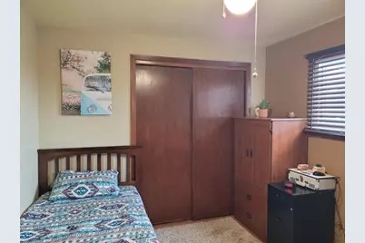 409  Van Buren Rd, Howards Grove, WI 53083 - Photo 12