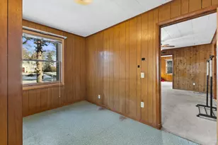 4723 Shirley Ave, Racine, WI 53406 - Photo 8