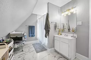 2531 N Murray Ave, Milwaukee, WI 53211 - Photo 32