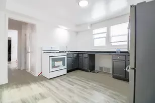 2667 N 36th St, Milwaukee, WI 53210 - Photo 14