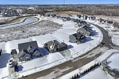 9029  Creekside Cir, Pleasant Prairie, WI 53158 - Photo 28