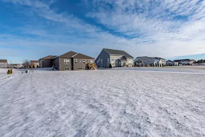 9029  Creekside Cir, Pleasant Prairie, WI 53158 - Photo 34