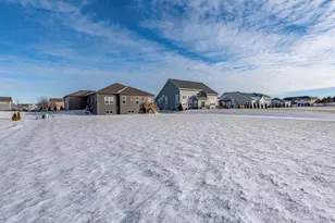 9029 Creekside Cir, Pleasant Prairie, WI 53158 - Photo 34