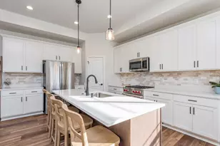 9029 Creekside Cir, Pleasant Prairie, WI 53158 - Photo 8