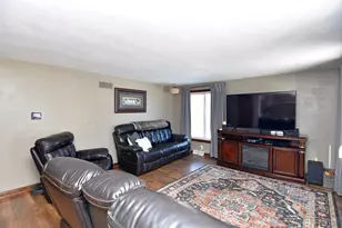 6800 243rd Ave, Paddock Lake, WI 53168 - Photo 6