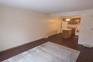 10268 W Parkedge Circle, Franklin, WI 53132 - Photo 4