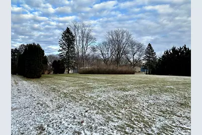 312  Regatta Dr, Port Washington, WI 53074 - Photo 4