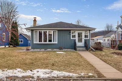 431  9th St, La Crescent, MN 55947 - Photo 1