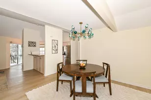 9128 W Elm Ct, Franklin, WI 53132 - Photo 4