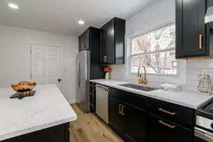 2128 S Mound St, Milwaukee, WI 53207 - Photo 18