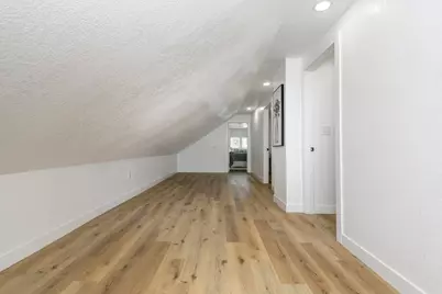 2128 S Mound St, Milwaukee, WI 53207 - Photo 26