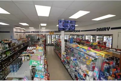 1220  Janesville Ave, Fort Atkinson, WI 53538 - Photo 26