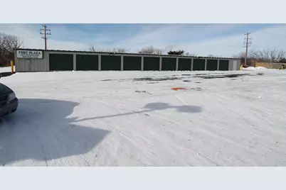 1220  Janesville Ave, Fort Atkinson, WI 53538 - Photo 20