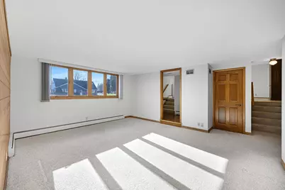 1704  Oak St, South Milwaukee, WI 53172 - Photo 6