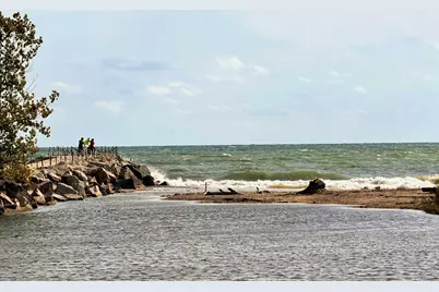 1704  Oak St, South Milwaukee, WI 53172 - Photo 32