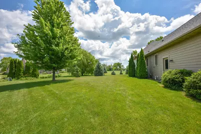 154  Water Ct, Cedar Grove, WI 53013 - Photo 32