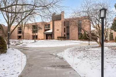 3916 N Oakland Ave #224, Shorewood, WI 53211 - Photo 4