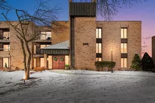 3916 N Oakland Ave, Shorewood, WI 53211 - Photo 2