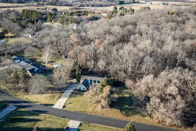 S35W27905  Pheasant Run, Waukesha, WI 53189 - Photo 16