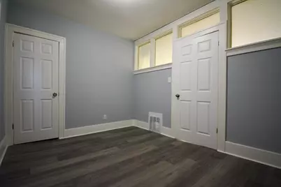 2172 W Forest Home Ave, Milwaukee, WI 53215 - Photo 10