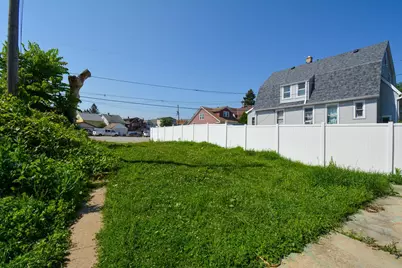 2172 W Forest Home Ave, Milwaukee, WI 53215 - Photo 20