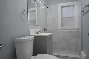 2172 W Forest Home Ave, Milwaukee, WI 53215 - Photo 12