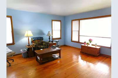 3520 N 77th St, Milwaukee, WI 53222 - Photo 4