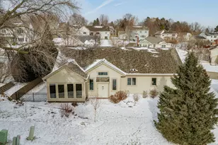 2707 Fox Hill Dr, Waukesha, WI 53189 - Photo 42