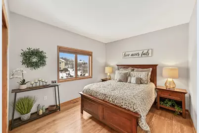 2707  Fox Hill Dr, Waukesha, WI 53189 - Photo 22