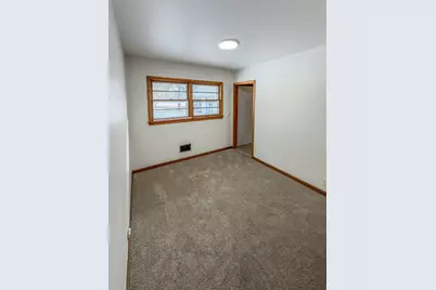 2901  Delaware Ave, Racine, WI 53403 - Photo 6