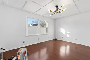 4630 W Anthony Dr, Greenfield, WI 53219 - Photo 22