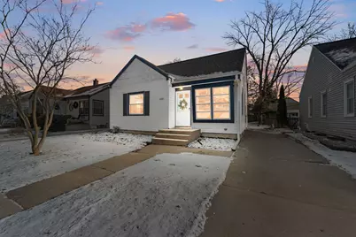 4706 N Hollywood Ave, Whitefish Bay, WI 53211 - Photo 1