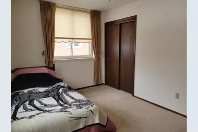 805 E Henry Clay St #202, Whitefish Bay, WI 53217 - Photo 10