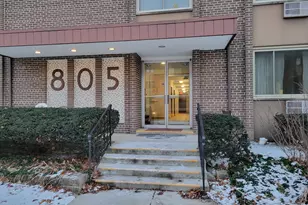 805 E Henry Clay St, Whitefish Bay, WI 53217 - Photo 1