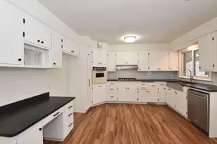 1625 W Leroy Ave, Milwaukee, WI 53221 - Photo 2