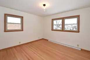 1625 W Leroy Ave, Milwaukee, WI 53221 - Photo 22