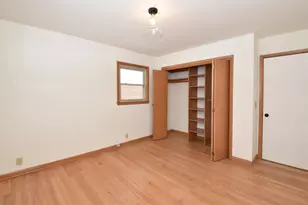 1625 W Leroy Ave, Milwaukee, WI 53221 - Photo 18