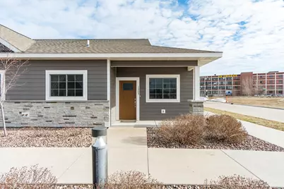 1303  Hagar St, La Crosse, WI 54603 - Photo 2