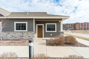 1303 Hagar St, La Crosse, WI 54603 - Photo 2