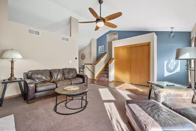 702  Fox Knoll Dr, Racine, WI 53185 - Photo 6