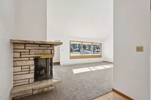 10322 W Concordia Ave, Wauwatosa, WI 53222 - Photo 10