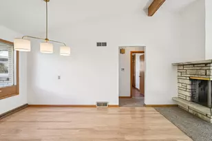 10322 W Concordia Ave, Wauwatosa, WI 53222 - Photo 12