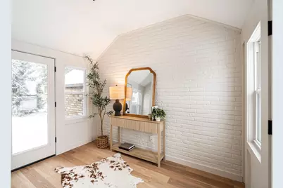 10705 W Wisconsin Ave, Wauwatosa, WI 53226 - Photo 24